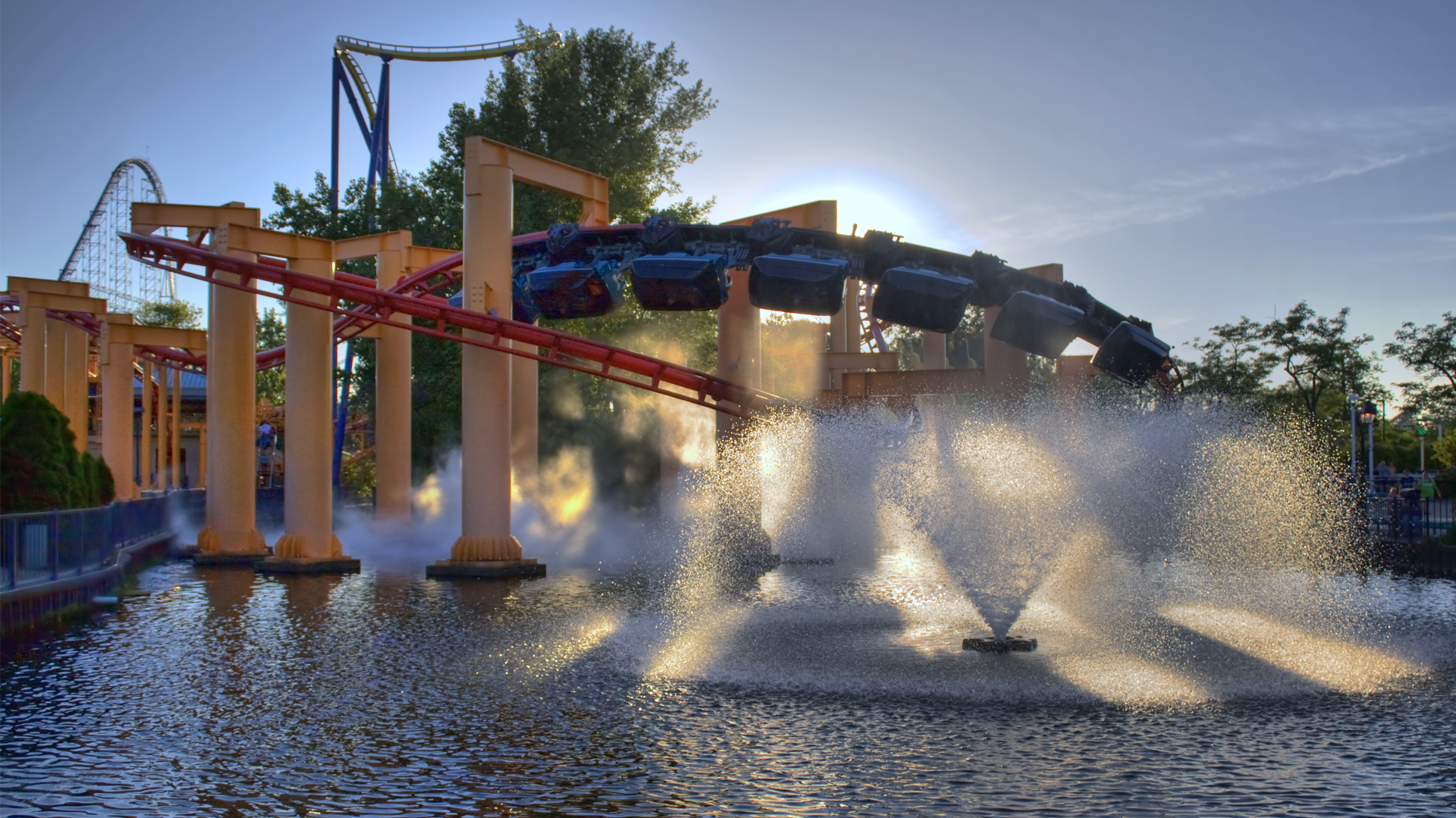 Coasterimage - Roller Coaster Pictures, Photos and Videos | Theme Park ...